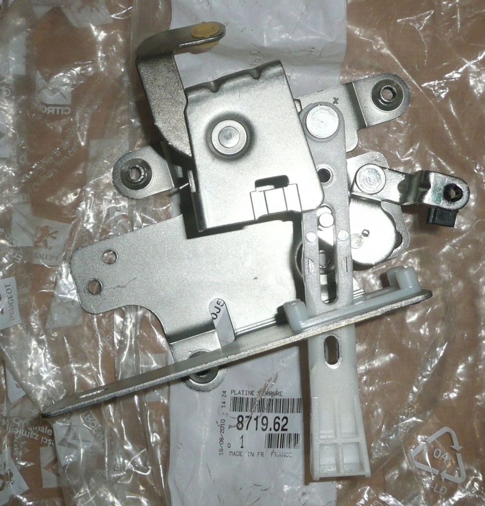 фото №1, Замок багажника citroen berlingo ii 8719.62