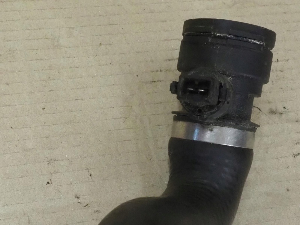 Шланг системы охлаждение bmw 7505229 в Украине