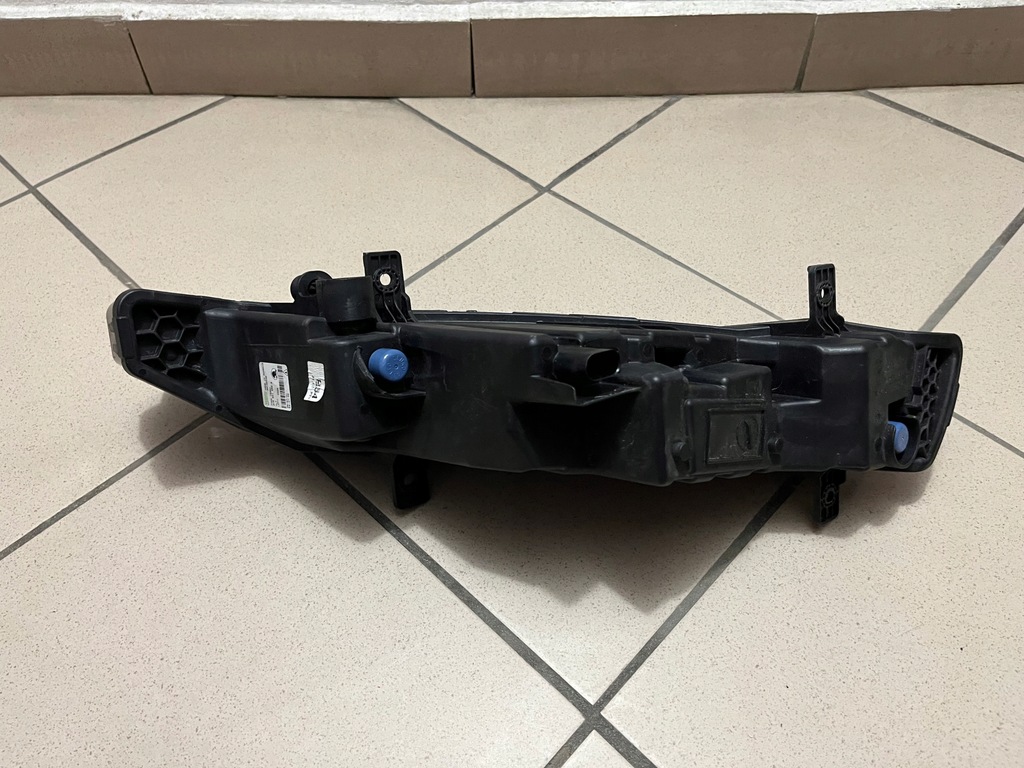 фото №15, Skoda superb iii 3 lift 3v0 лампа противотуманная фара левый