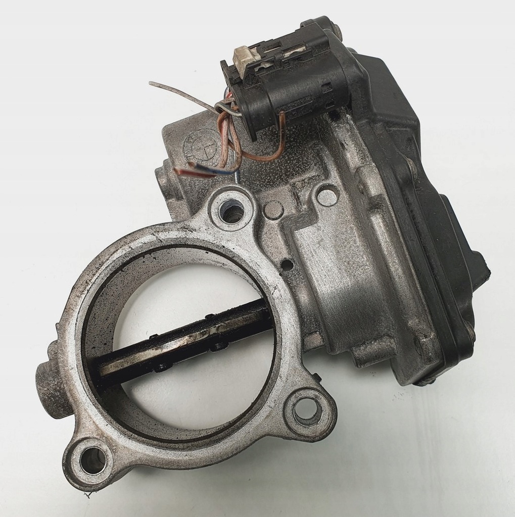 фото №1, Дроссельная заслонка bmw 5 f10 2.0 d 7810752