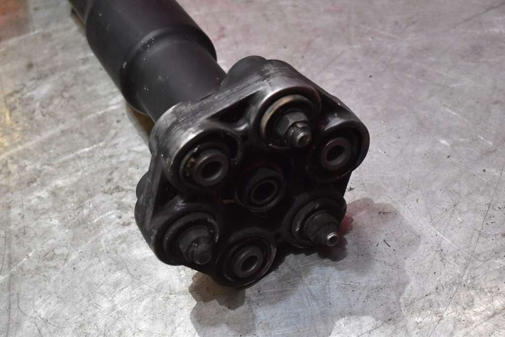 Wał привідний автоматична коробка передач 126.5 cm 7600185-05 bmw f31 2.0 d 184 km xdrive 11-16 в Україні