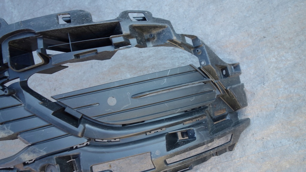 фото №9, Renault espace v 5 решётка средняя бампера перед