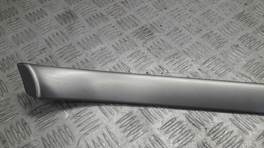 фото №2, Audi a4 b7 молдинг dekor дверь 8e0867410