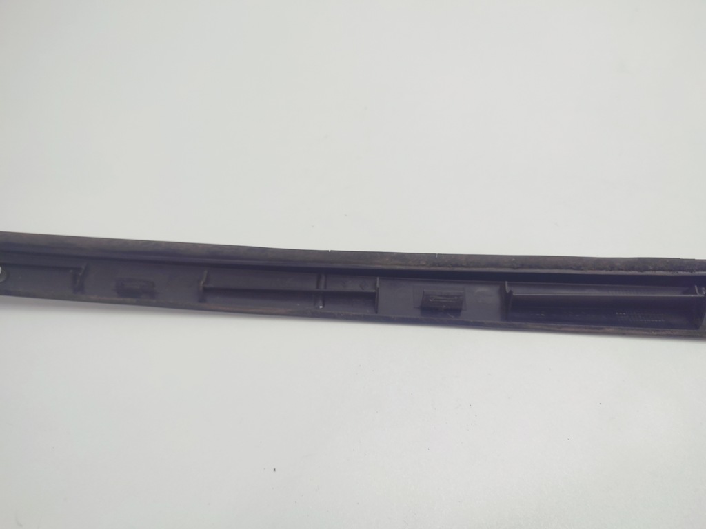 фото №11, Молдинг скло лобове 9659145980 ліва citroen c5 iii x7 ezrc кронштейн