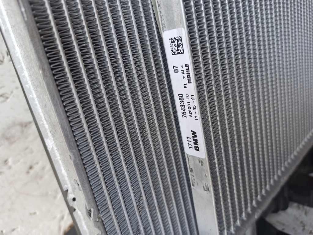 фото №8, Volvo v60 xc60 s60 xc70 31368361 радиатор wody