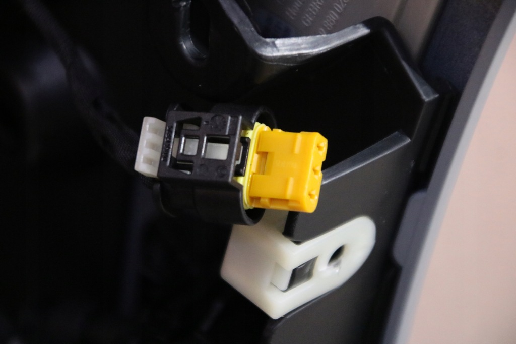 фото №8, Bmw 7 g70 i7 m-pakiet бампер перед usa цвет c4p