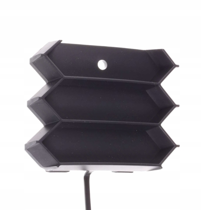 фото №1, Заглушка фаркоп решётки бампера перед skoda karoq