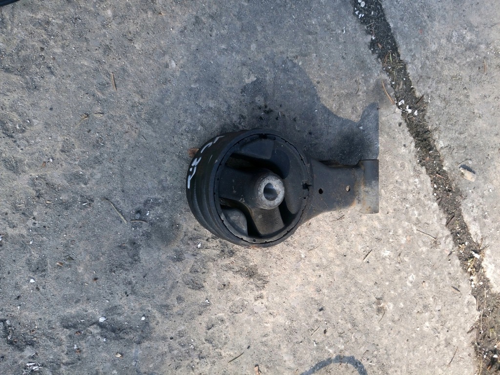 фото №1, Opel vectra c подушка кронштейн кронштейн 2,2 cdti