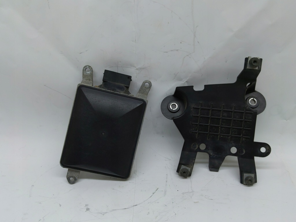 фото №1, Vw touareg ii 7p датчик ассистент переключения поперечина движения мертвого pola левый задняя