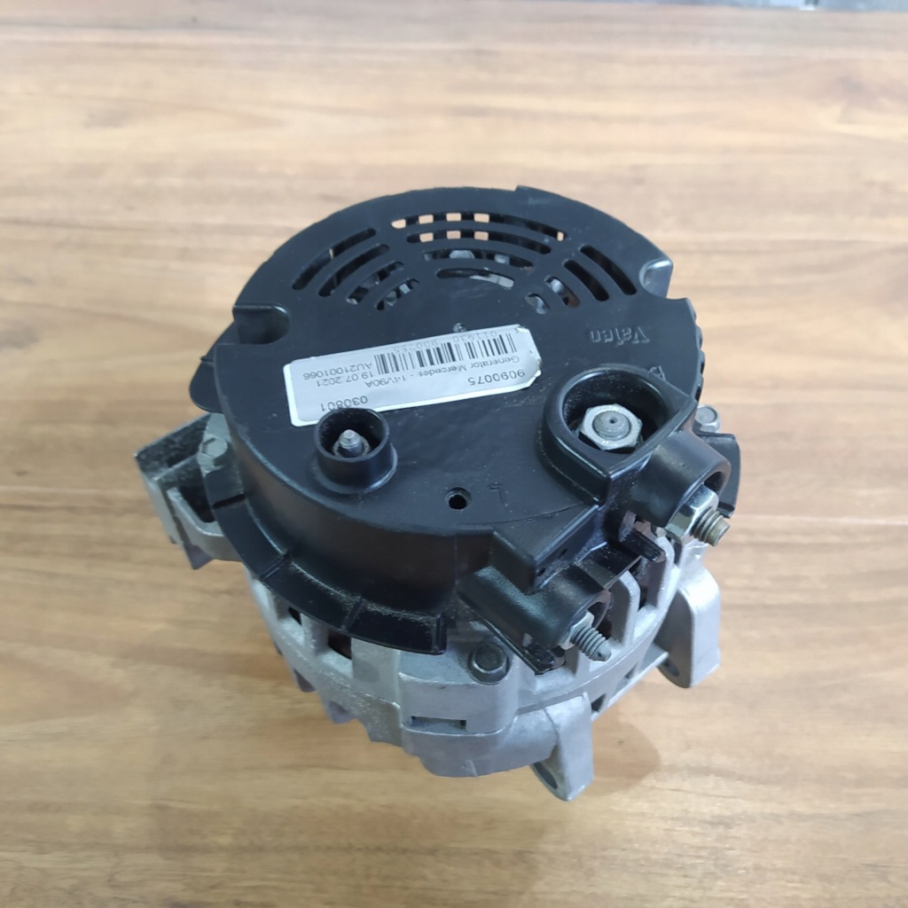 Купити Генератор friesen mercedes 14v90a 9090075 030801