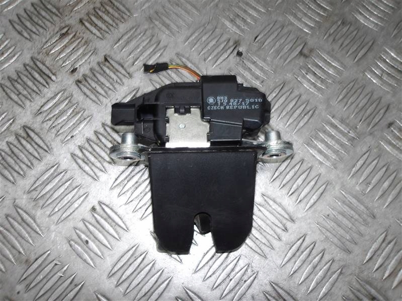 фото №3, Замок крышки багажника skoda roomster