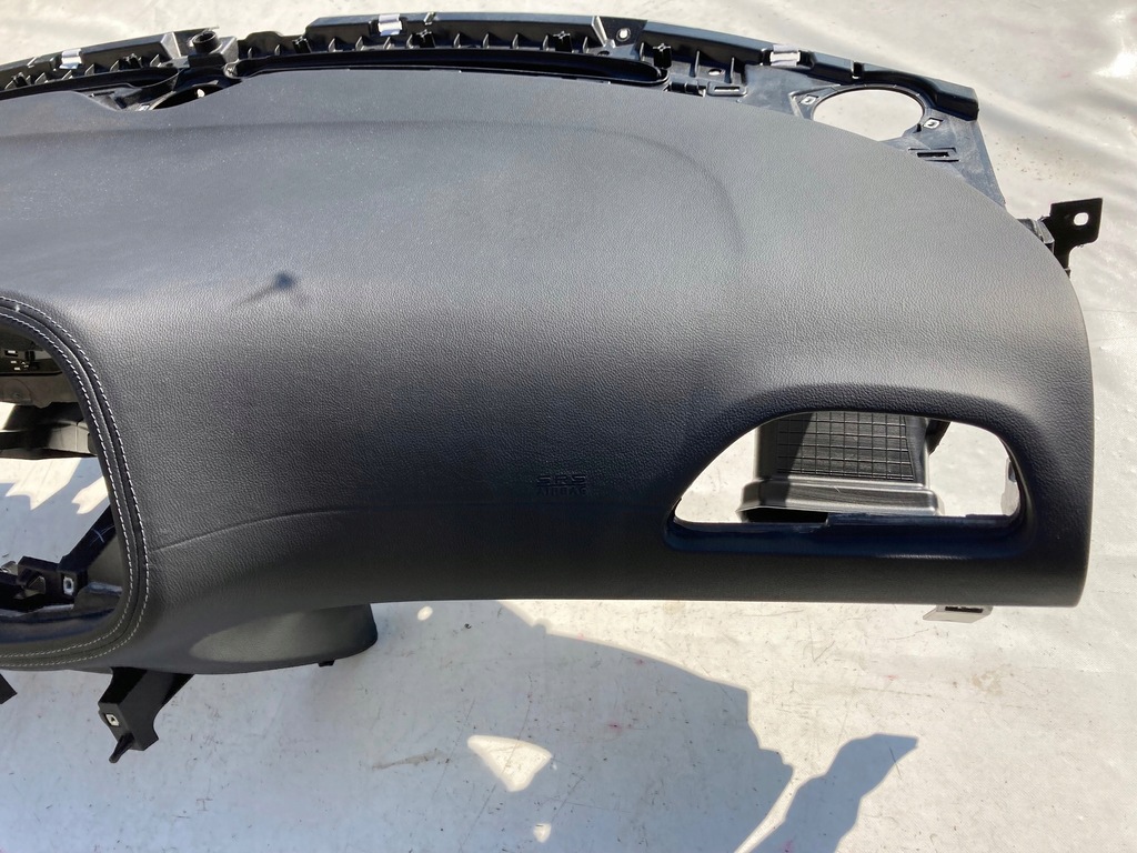 фото №9, Dodge challenger панель приладів консоль панель приладів подушки безпеки повітряні подушка безпеки ремені шкіра