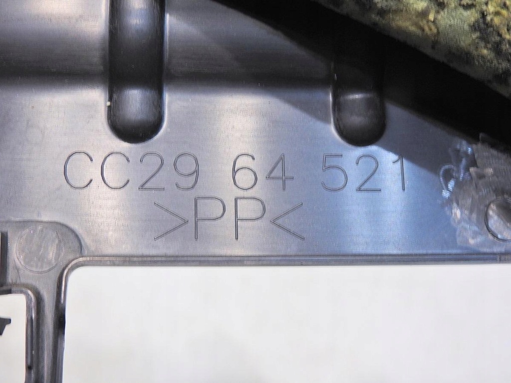 фото №3, Защита pod консоль правая mazda 5 i lift