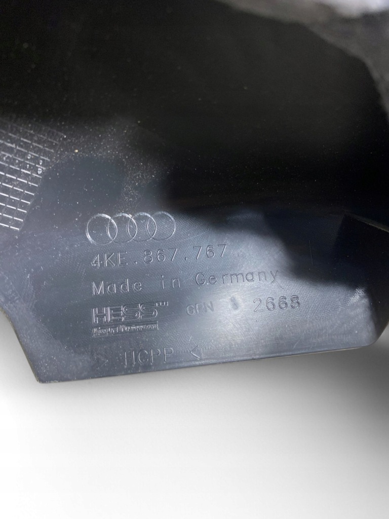 Audi e-tron захист бічна сидіння заднього Ціна