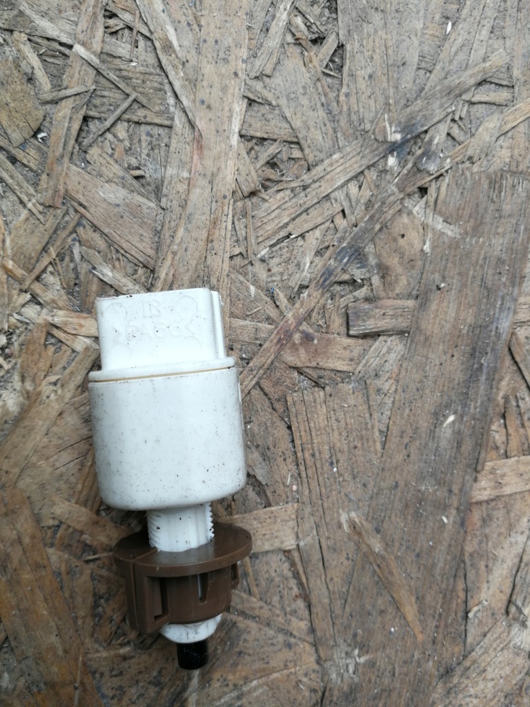 фото №1, Датчик гальма toyota aygo ii 1.0b