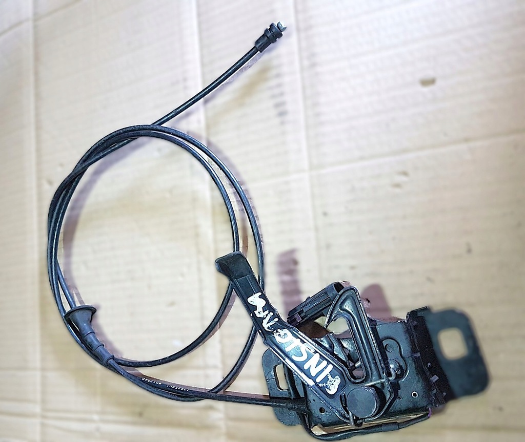 фото №1, Opel insignia a замок капот трос