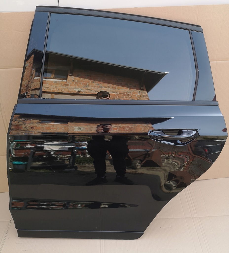 фото №1, Ford s-max mk2 дверь левая задняя задние полный