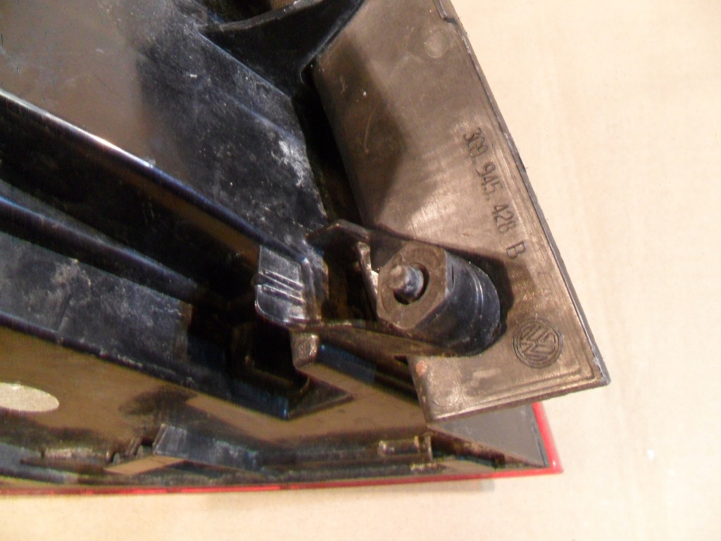 фото №12, Vw passat b8 лампа задняя правая 3g9945208j