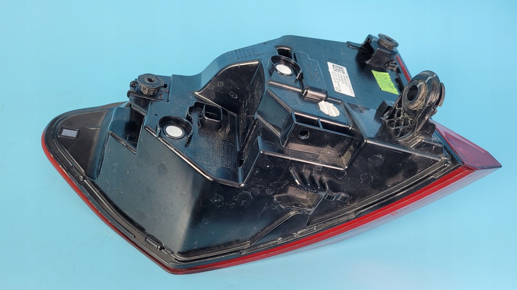 фото №9, Bmw x1 u11 sdrive18i 23r лампа правый задняя led 9465350