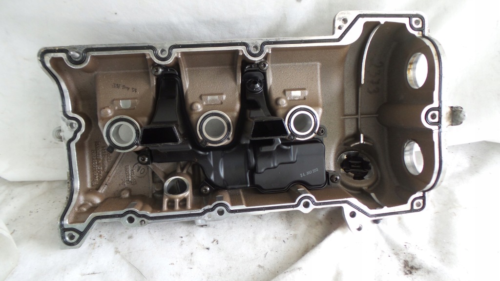 Крышка клапанов porsche panamera 94610523560 рестайлинг Киев