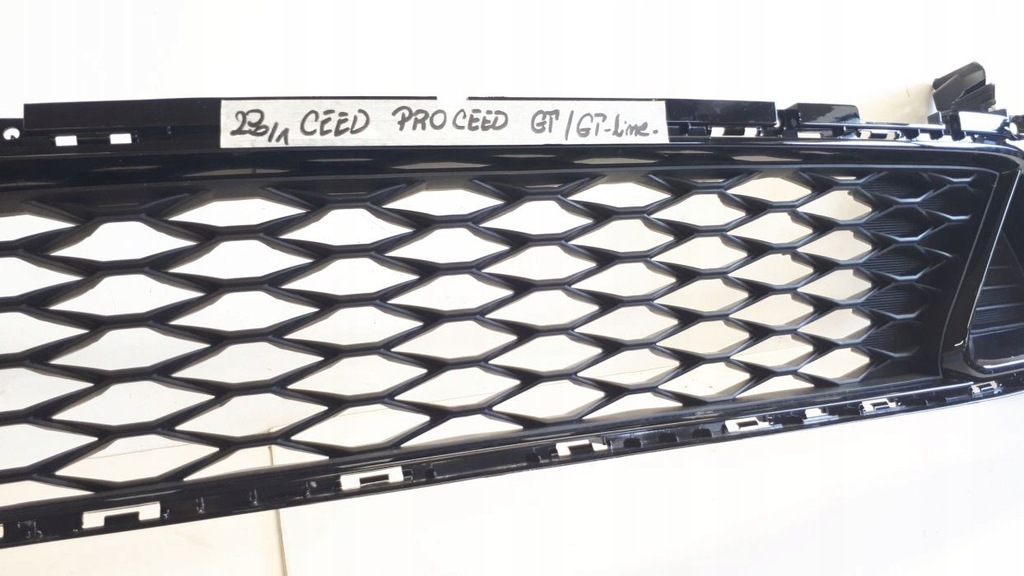 фото №6, Kia proceed решітка бампера перед gt-line
