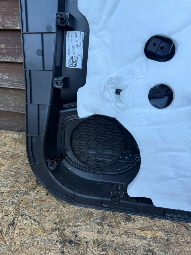 Обшивка обивка дверь левая сторона opel insignia b gsi 39138290 Доставка