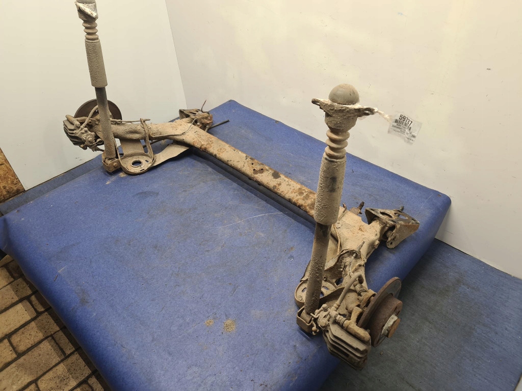 Volkswagen golf iv балка підвіска задній Київ