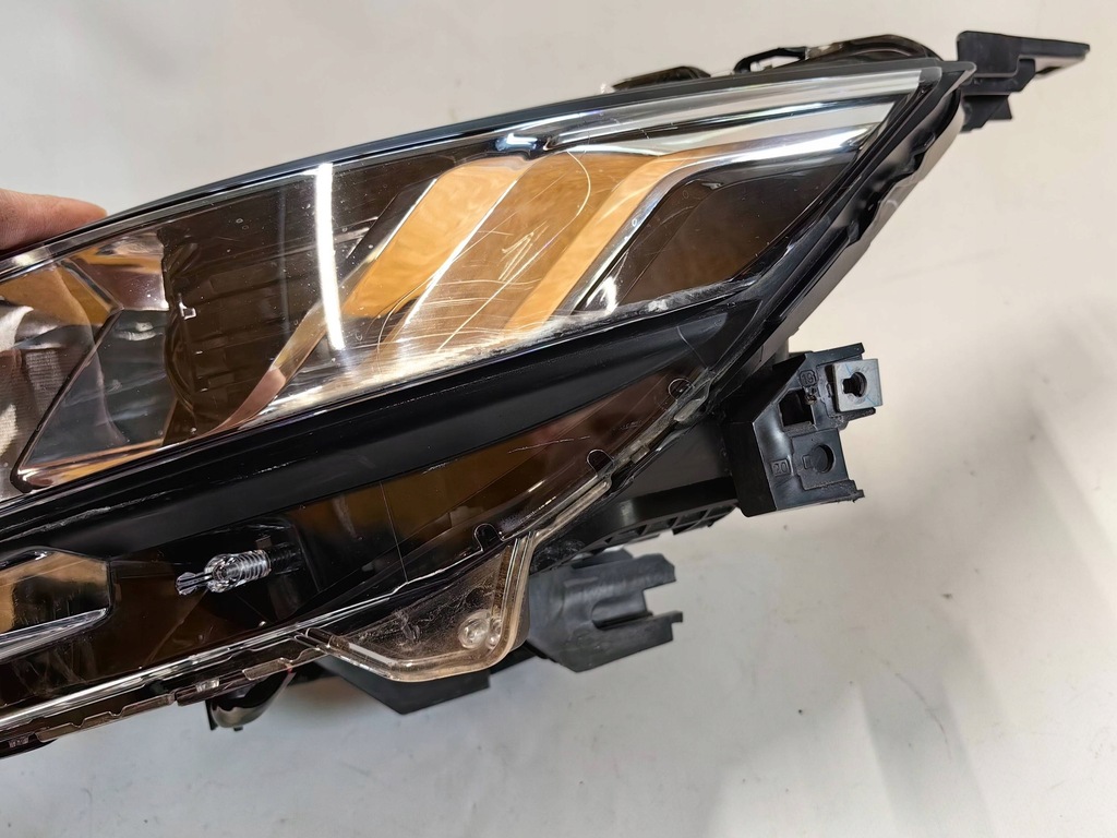 фото №9, Mitsubishi l200 od 19r - лампа левая линза cała polecam