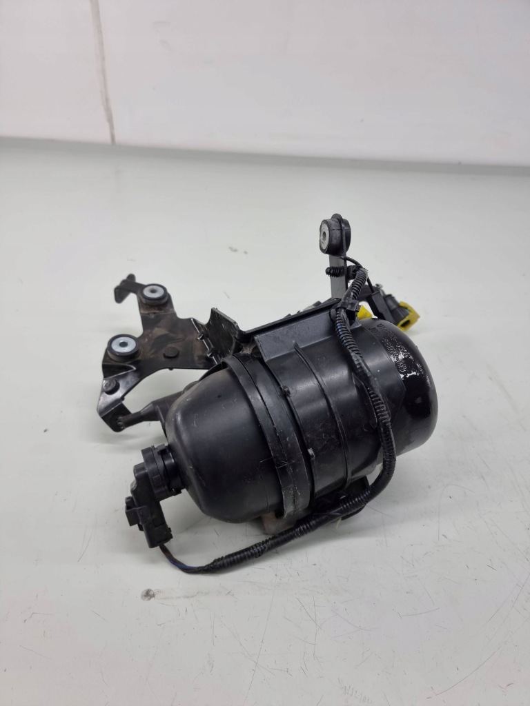 Фильтр топлива land rover range rover velar j8a298072ab Оригинал