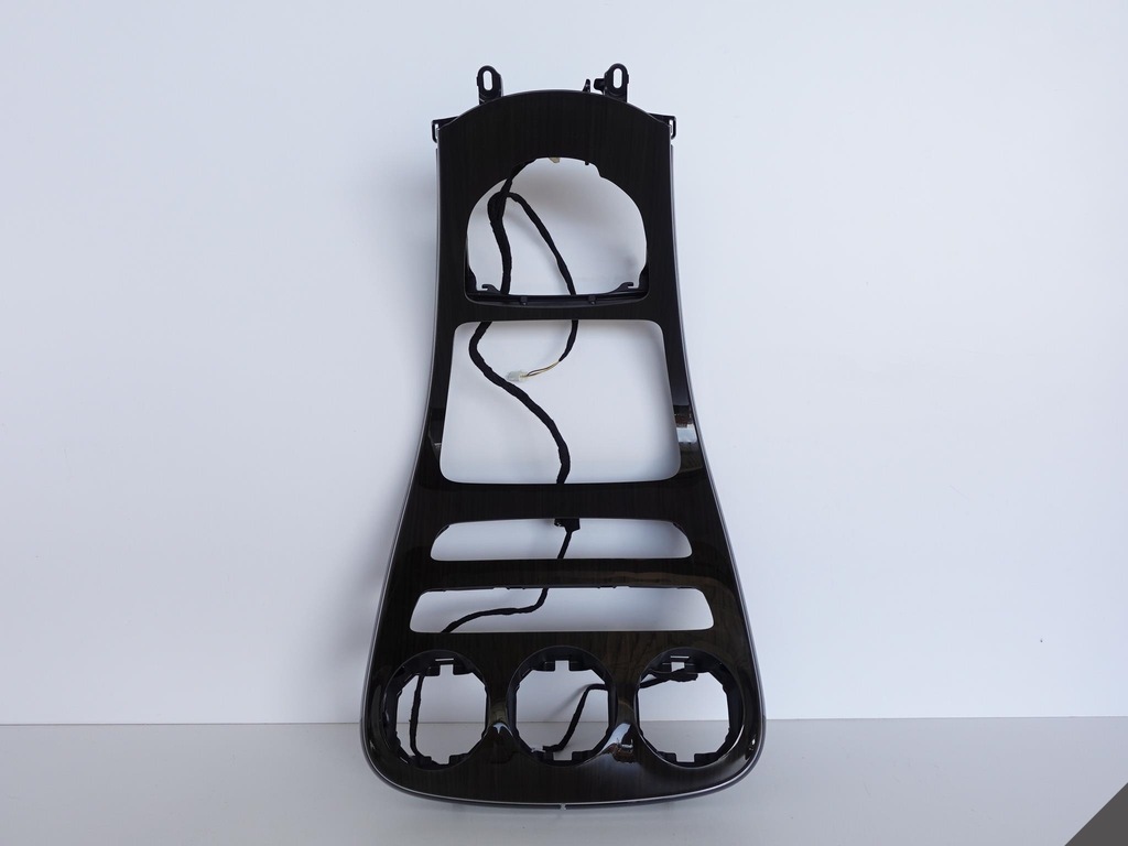 фото №1, Mercedes glc x253 панель середній dekor