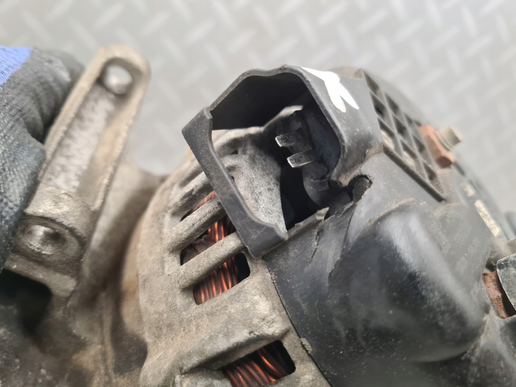 Генератор opel insignia a 2.0 turbo 220km оригинал 13502592 с Разборки