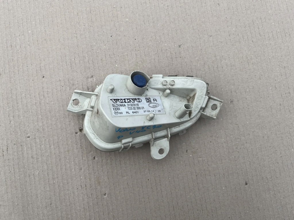 фото №3, Volvo xc40 противотуманная фара правый перед