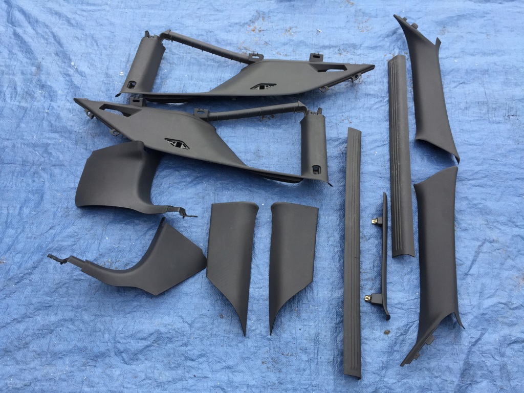 фото №1, Dodge challenger 08 09 пластик na блок двигателя порог