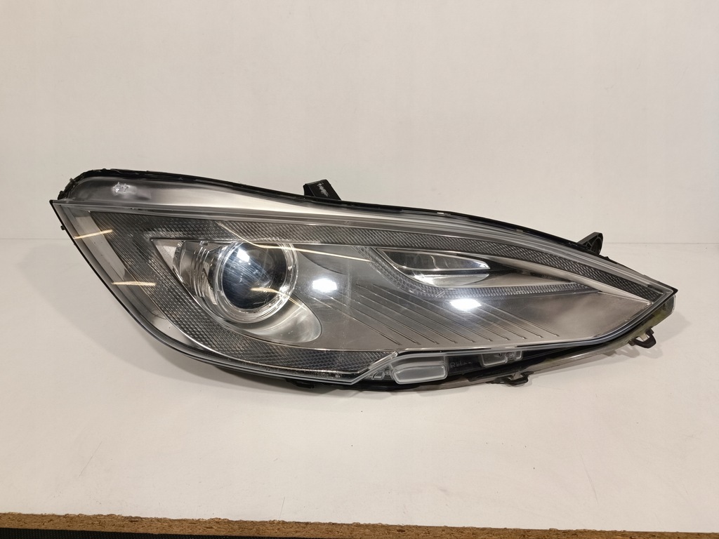 фото №1, Лампа перед права tesla s 2016-