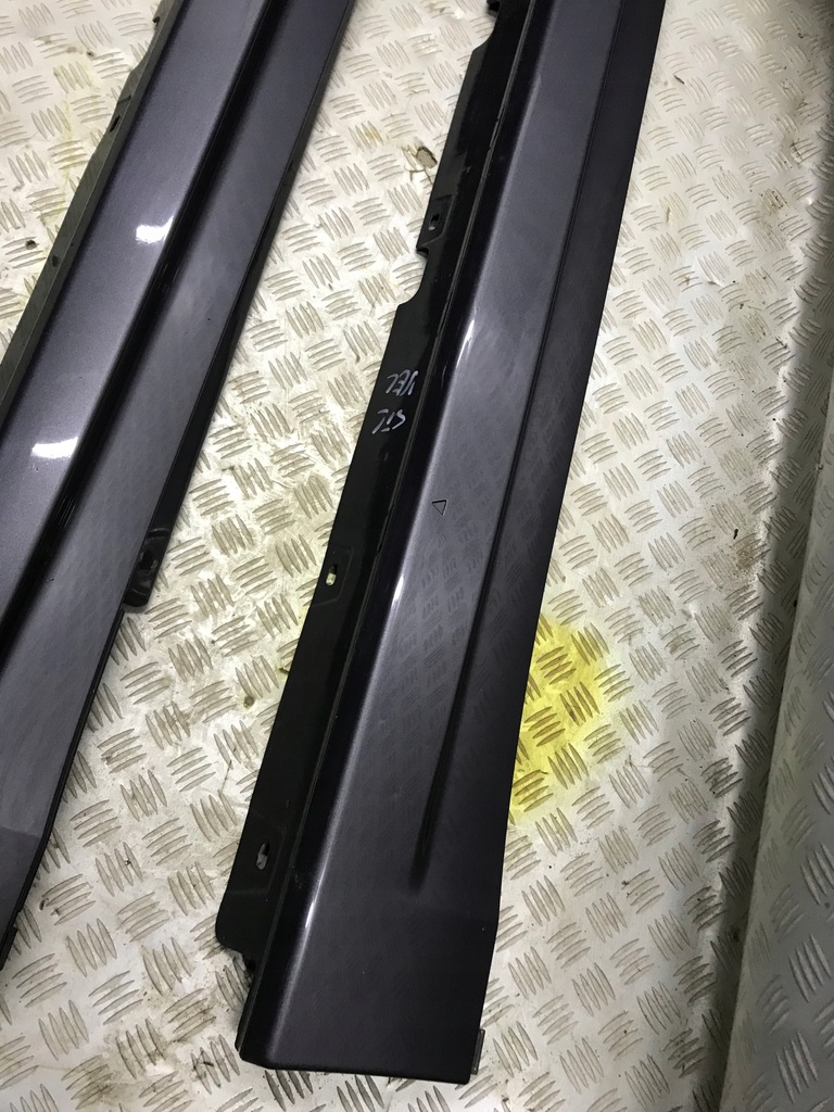 фото №4, Alfa romeo stelvio veloce молдинг порог правая накладка цвет 035