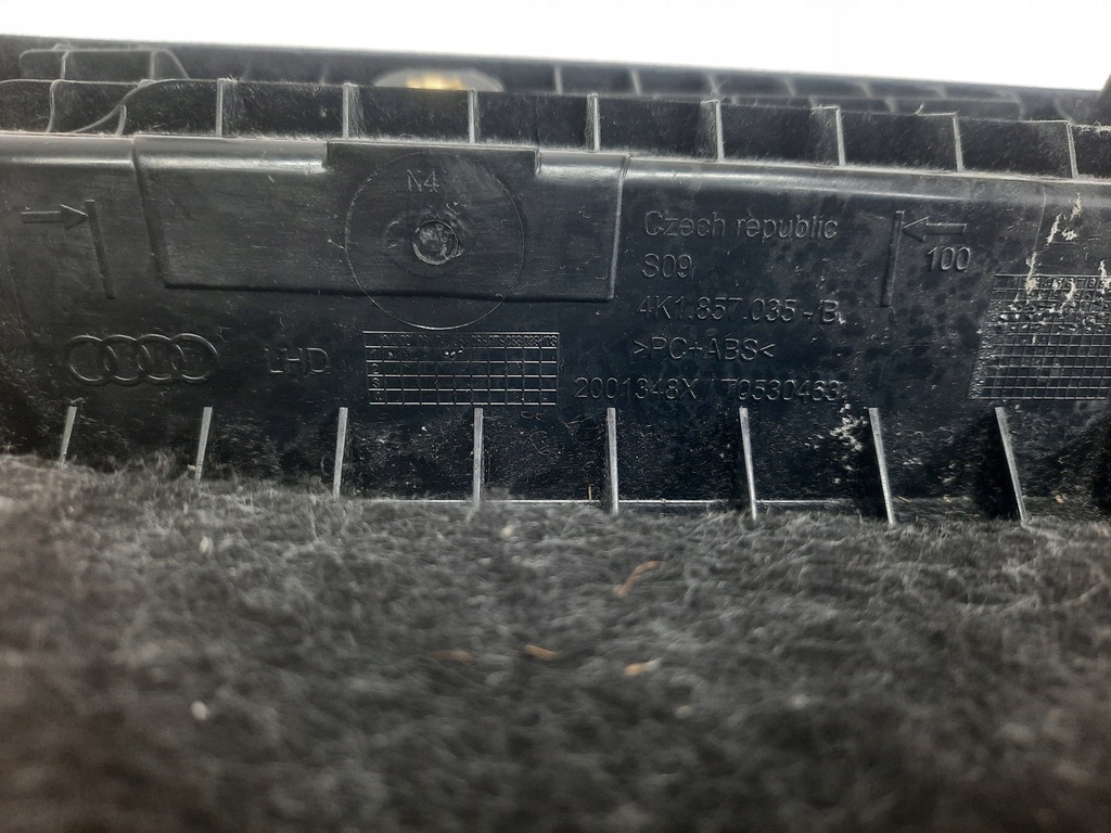 фото №7, Бардачок пасажира audi a6 c8 4k1857035b