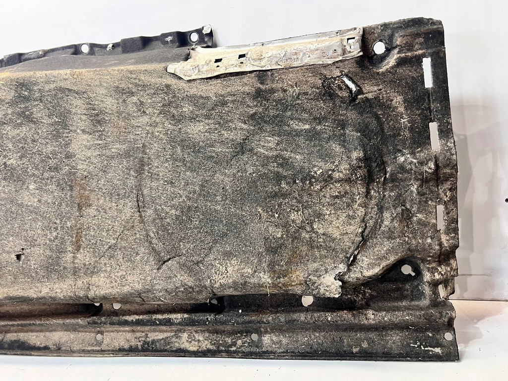 фото №6, Защита подвеска левая большая audi q5 fy 80a825207b 1/25