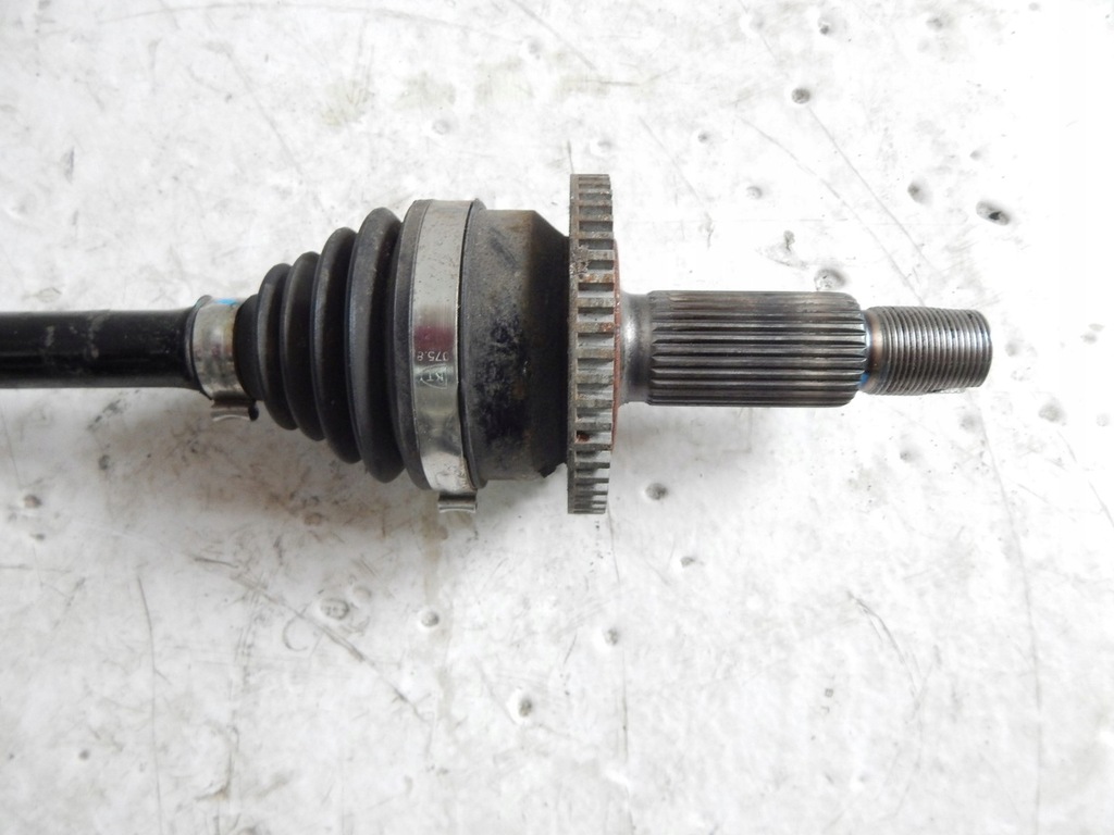 фото №4, Приводной вал правая задняя kia sorento 2.2 crdi 15-20