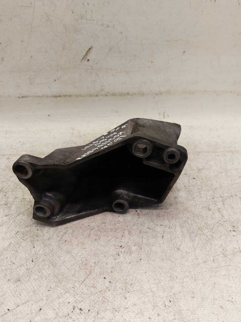 Кронштейн двигателя audi a4 b5 1.9tdi в Украине