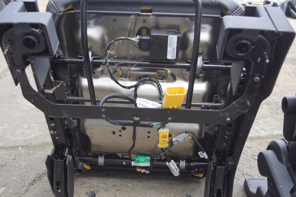 фото №11, Сиденья заднее сиденье jeep compass i lift