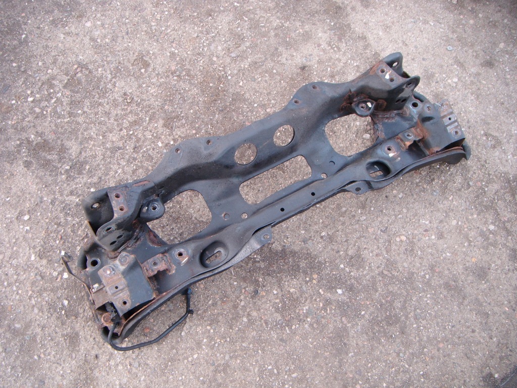 фото №7, Subaru outback iii 3 03-09 2.0 d подрамник двигателя