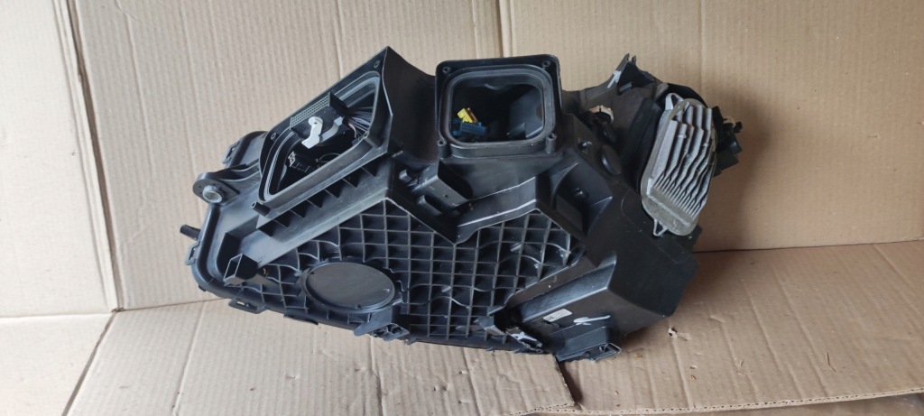 Фара перед mercedes glc 253 в Україні