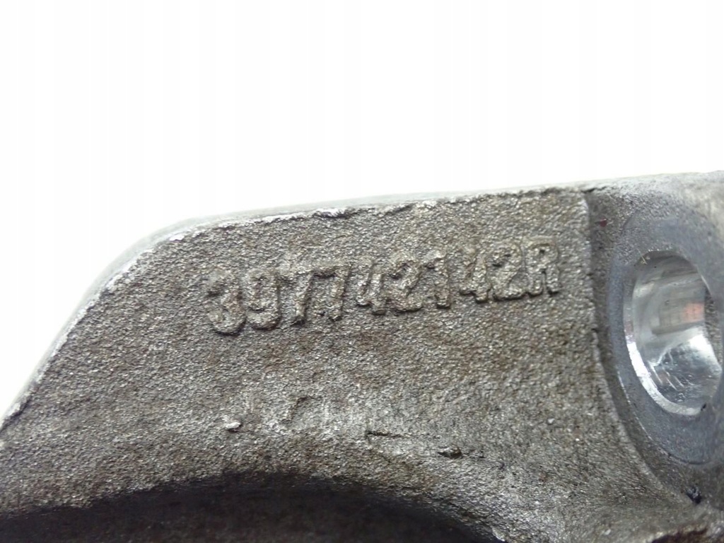 фото №4, Кронштейн опора кронштейн полуось 397742142r renault clio iv 0.9 tce 17r