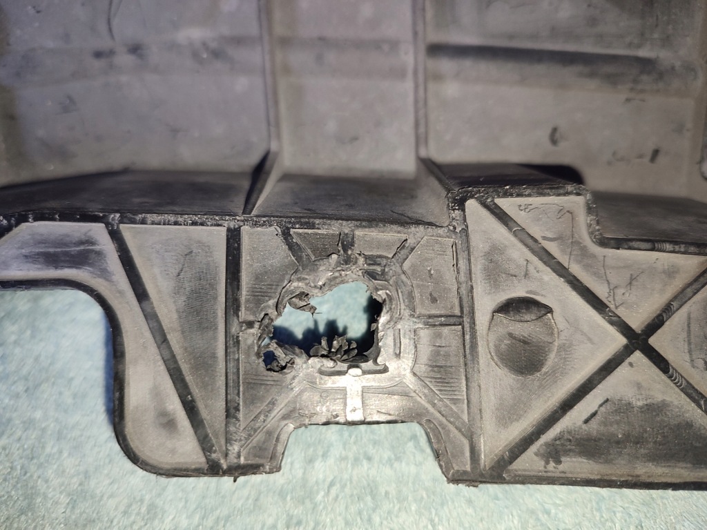 фото №6, Підсилювач нижні бампера передній a1768850365 w176 a-klasa mercedes