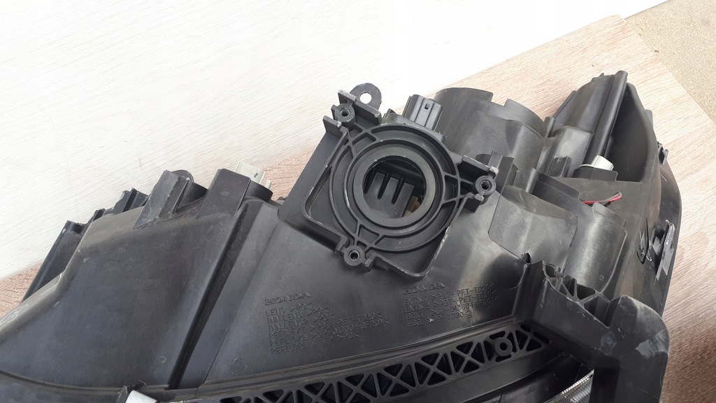 фото №12, Honda crv iv 12-16 лампа ксенон права передня led