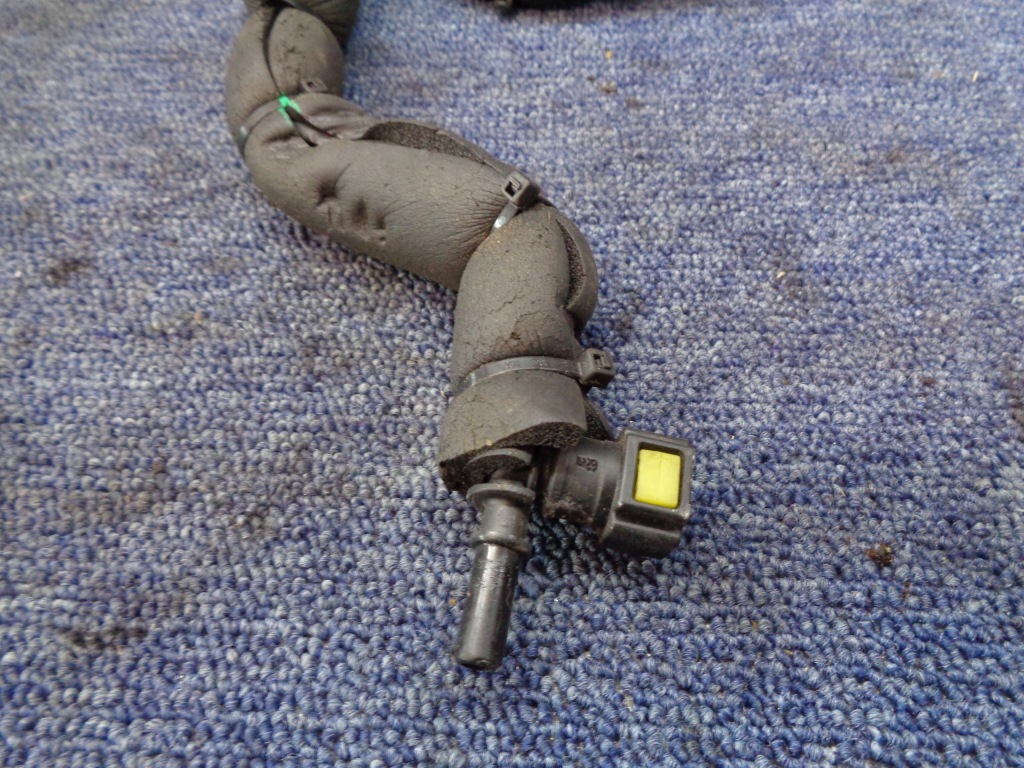 Купити Патрубок шланг трубка вентиляція картера citroen nemo fiat qubo fiorino bipper 1.4 8v бензин