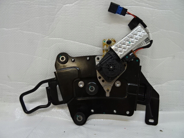 фото №1, Citroen ds7 лівий доводчик привід кришки 9818734380