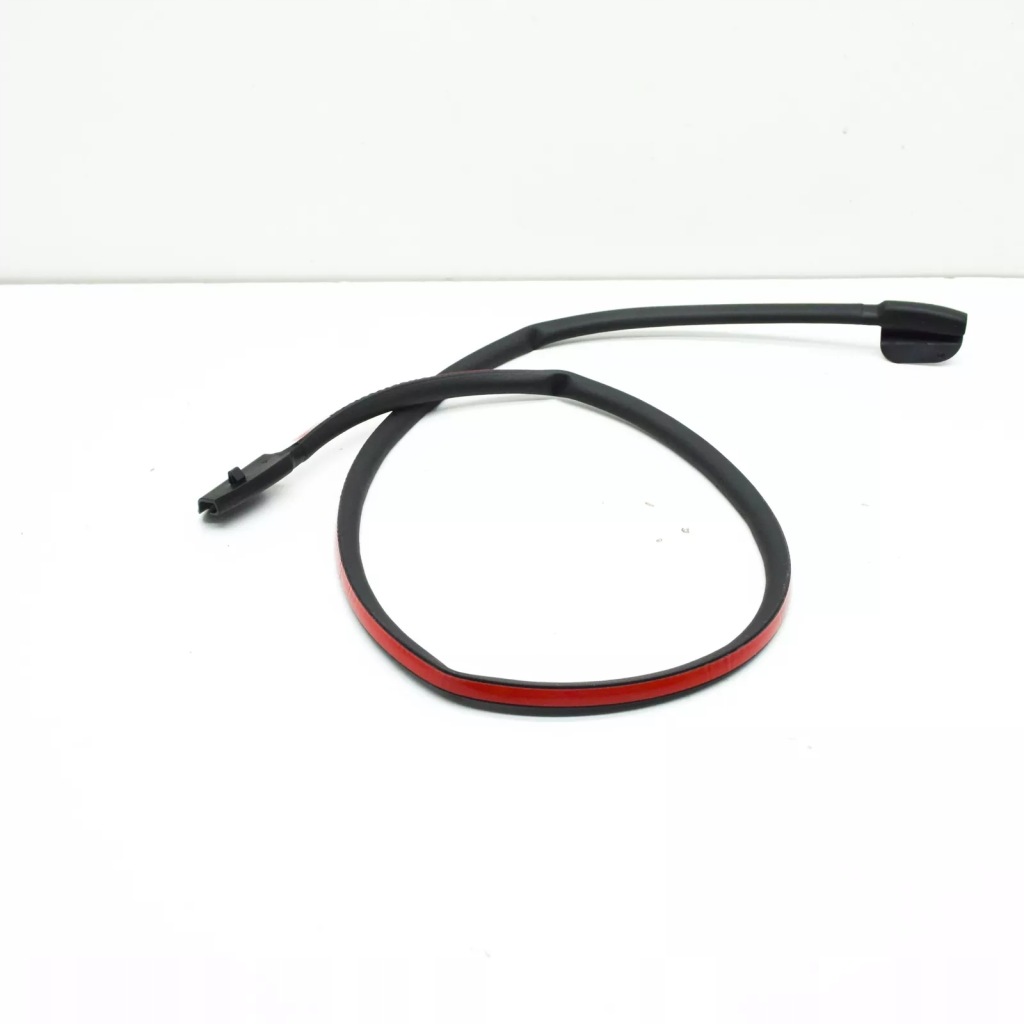 Bmw 5 touring g31 прокладка заднього дах 7390377 51767390377 Ціна