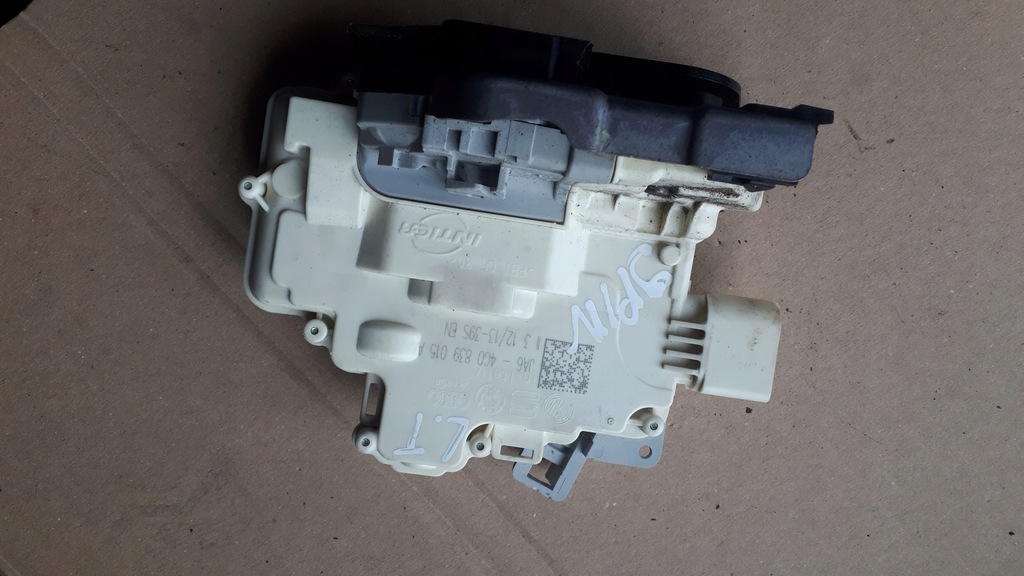 фото №6, Audi оригинальный номер 4g0839015a