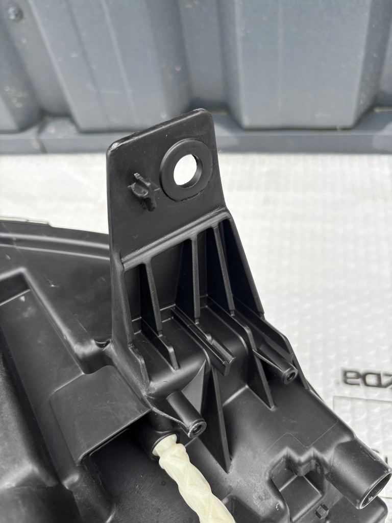 фото №11, Лампа левая led dacia duster iii